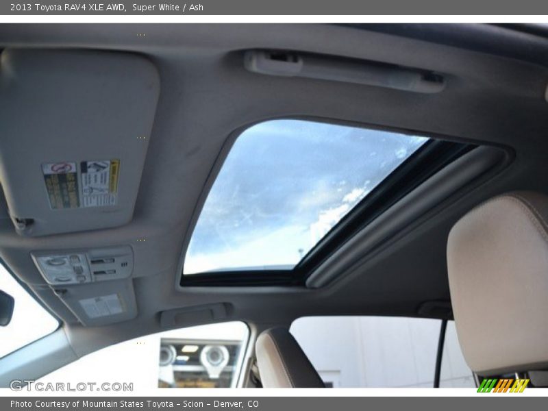 Super White / Ash 2013 Toyota RAV4 XLE AWD