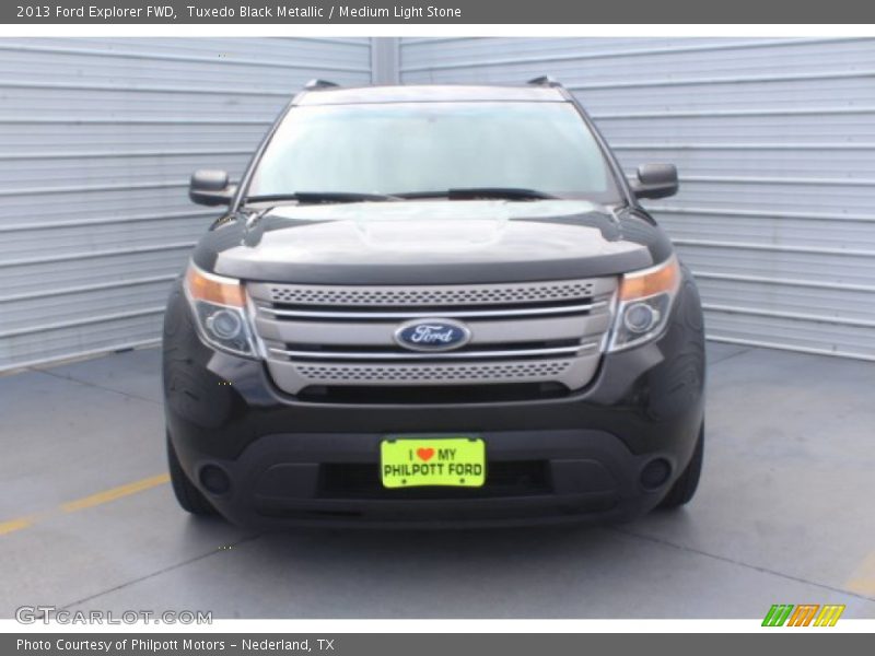 Tuxedo Black Metallic / Medium Light Stone 2013 Ford Explorer FWD