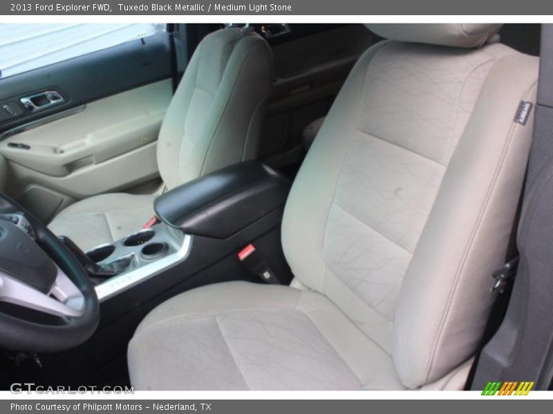 Tuxedo Black Metallic / Medium Light Stone 2013 Ford Explorer FWD