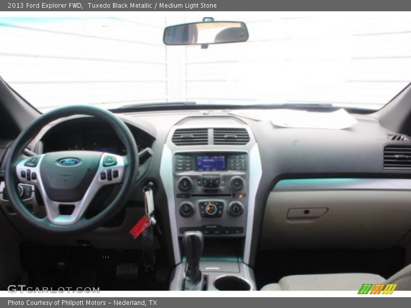 Tuxedo Black Metallic / Medium Light Stone 2013 Ford Explorer FWD