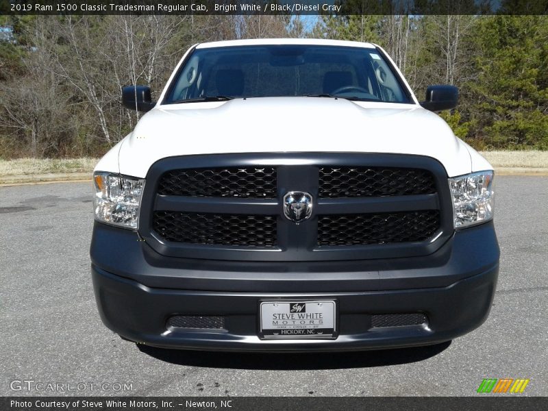 Bright White / Black/Diesel Gray 2019 Ram 1500 Classic Tradesman Regular Cab