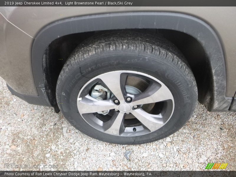 Light Brownstone Pearl / Black/Ski Grey 2019 Jeep Cherokee Limited 4x4