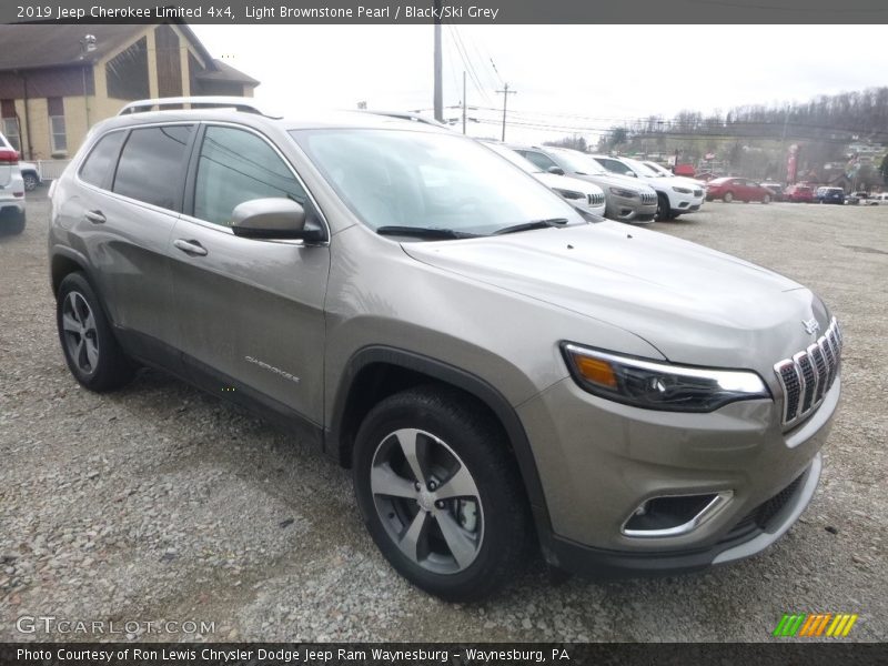 Light Brownstone Pearl / Black/Ski Grey 2019 Jeep Cherokee Limited 4x4