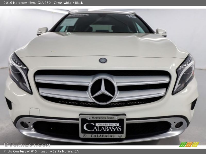 Cirrus White / Black 2016 Mercedes-Benz GLA 250