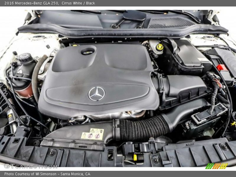 Cirrus White / Black 2016 Mercedes-Benz GLA 250