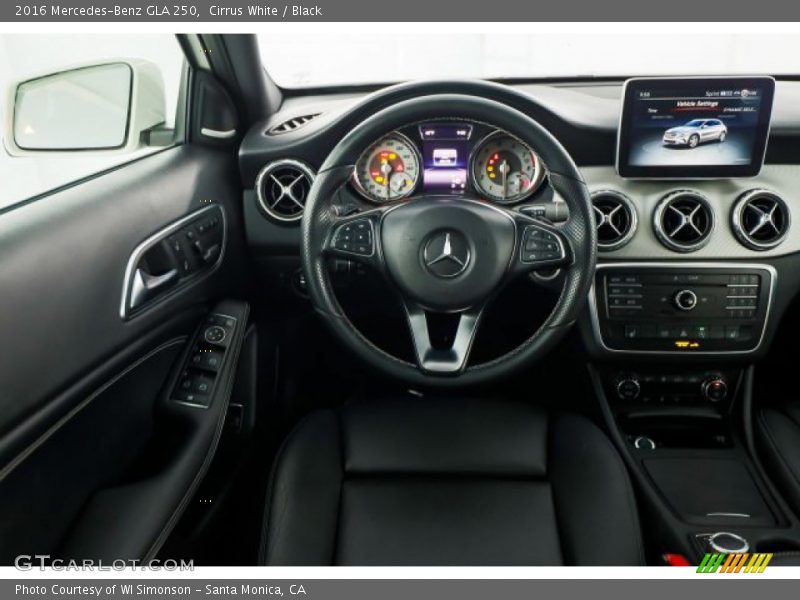 Cirrus White / Black 2016 Mercedes-Benz GLA 250