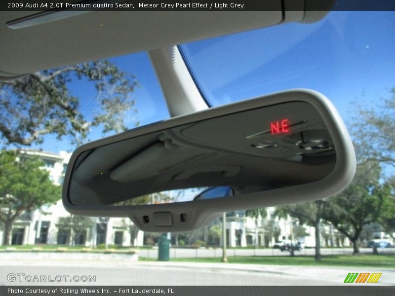 Meteor Grey Pearl Effect / Light Grey 2009 Audi A4 2.0T Premium quattro Sedan