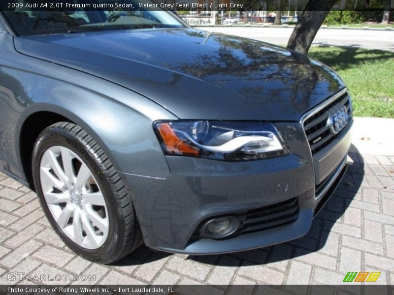 Meteor Grey Pearl Effect / Light Grey 2009 Audi A4 2.0T Premium quattro Sedan