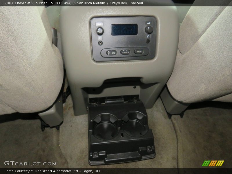 Silver Birch Metallic / Gray/Dark Charcoal 2004 Chevrolet Suburban 1500 LS 4x4