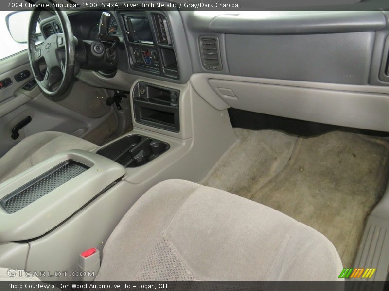 Silver Birch Metallic / Gray/Dark Charcoal 2004 Chevrolet Suburban 1500 LS 4x4