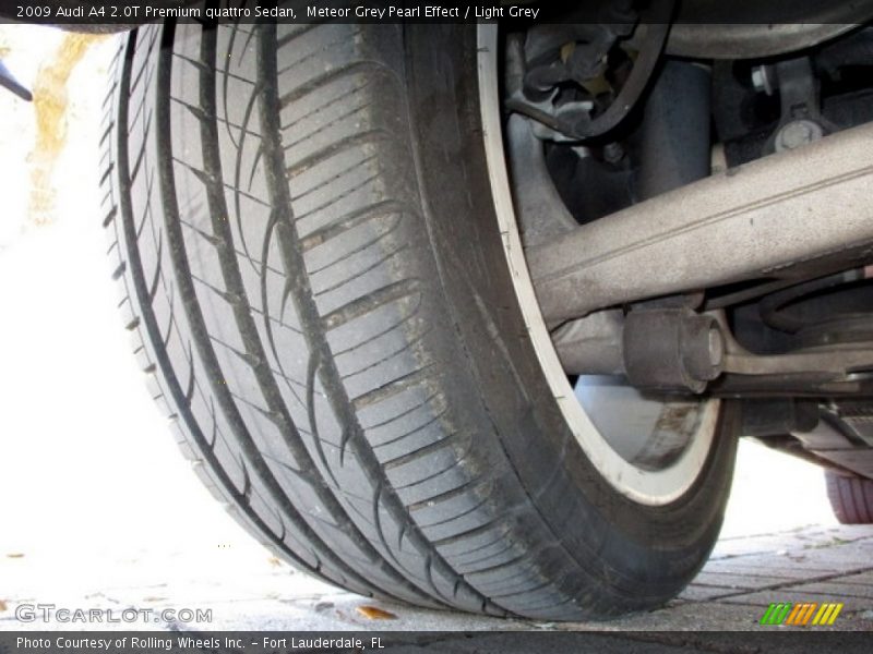 Meteor Grey Pearl Effect / Light Grey 2009 Audi A4 2.0T Premium quattro Sedan