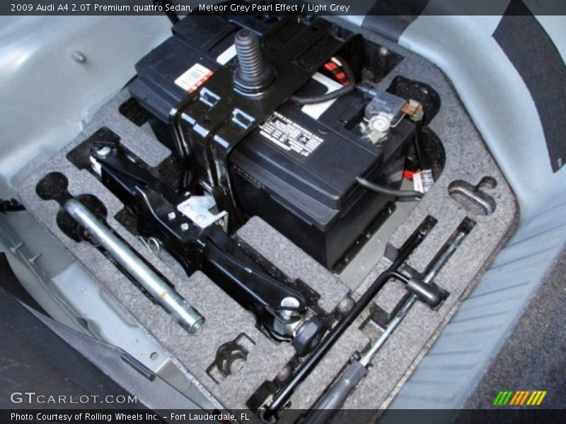 Meteor Grey Pearl Effect / Light Grey 2009 Audi A4 2.0T Premium quattro Sedan