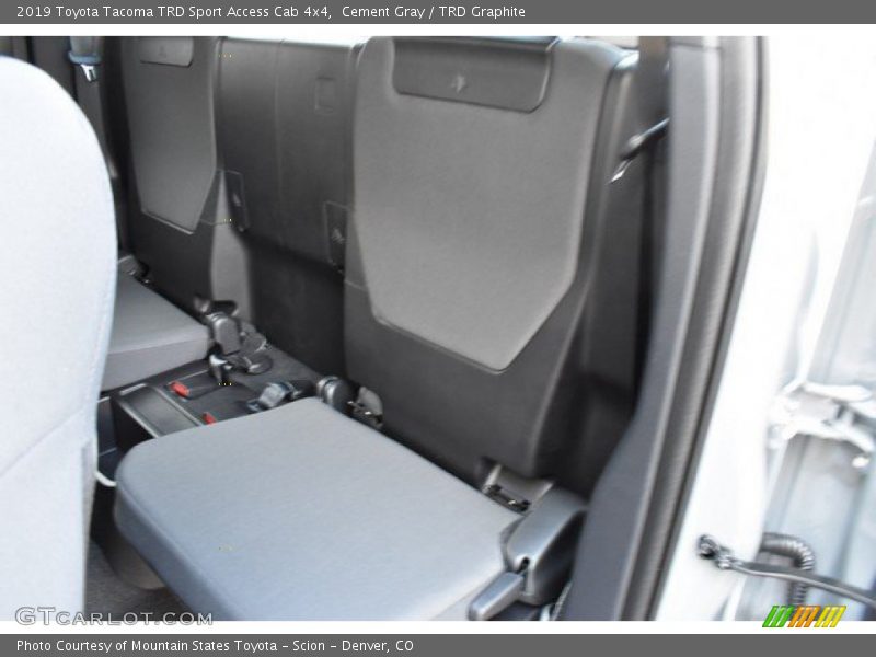 Cement Gray / TRD Graphite 2019 Toyota Tacoma TRD Sport Access Cab 4x4