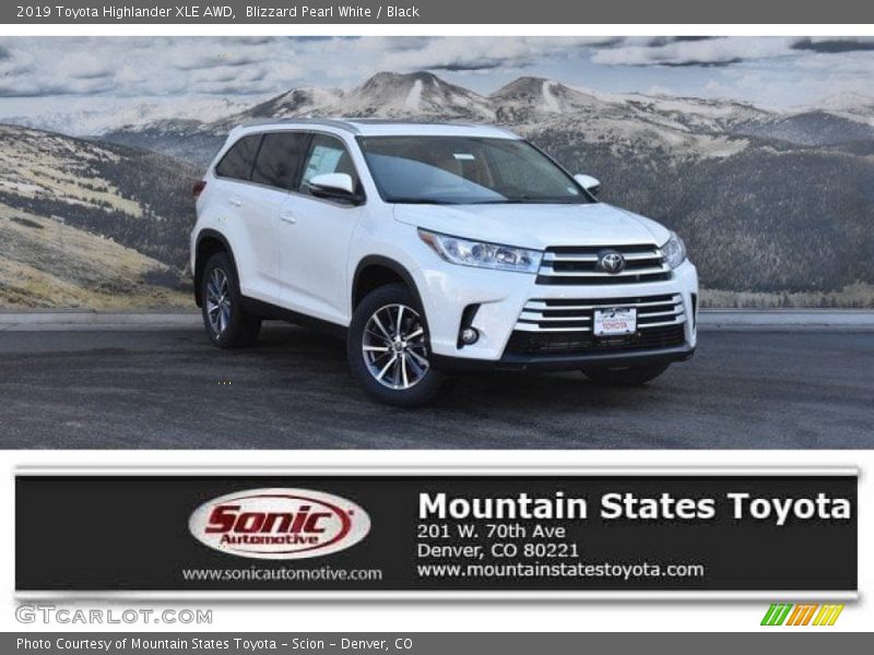 Blizzard Pearl White / Black 2019 Toyota Highlander XLE AWD