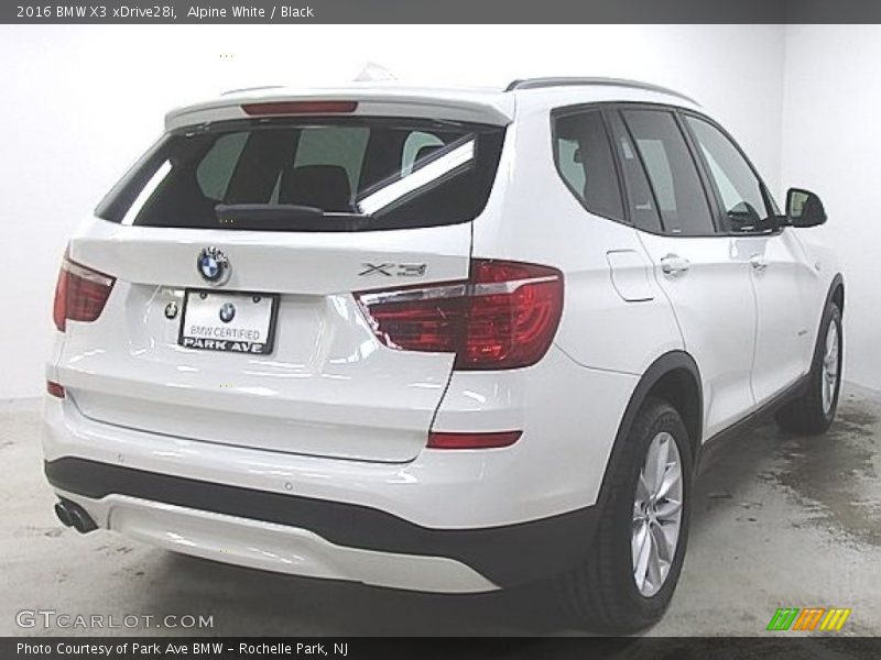 Alpine White / Black 2016 BMW X3 xDrive28i