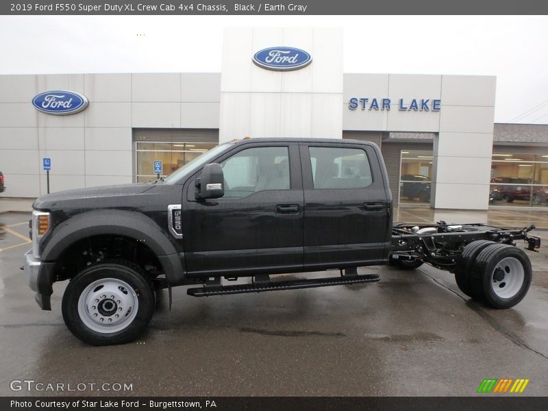 Black / Earth Gray 2019 Ford F550 Super Duty XL Crew Cab 4x4 Chassis