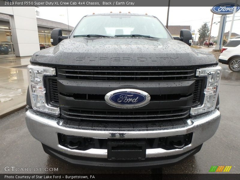 Black / Earth Gray 2019 Ford F550 Super Duty XL Crew Cab 4x4 Chassis