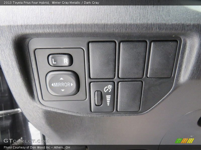 Winter Gray Metallic / Dark Gray 2013 Toyota Prius Four Hybrid