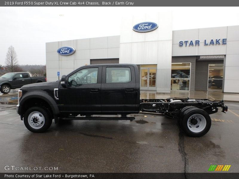 Black / Earth Gray 2019 Ford F550 Super Duty XL Crew Cab 4x4 Chassis