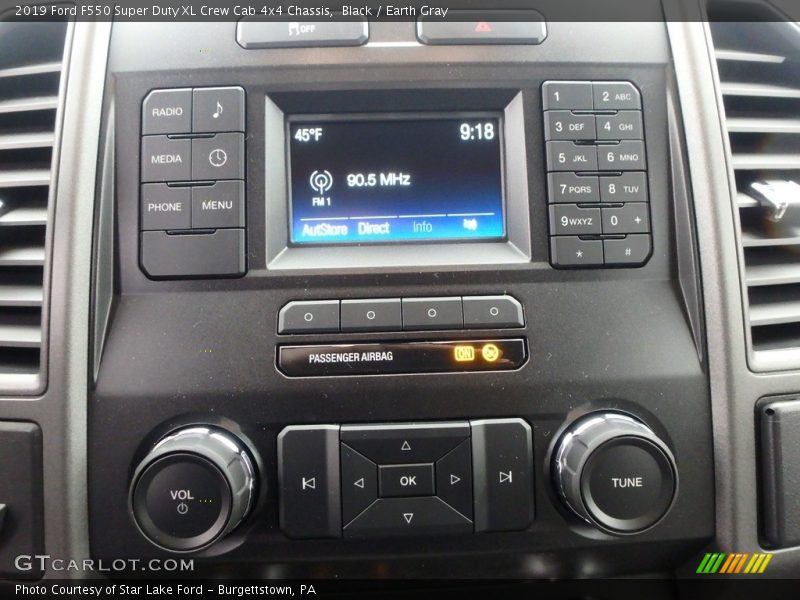 Black / Earth Gray 2019 Ford F550 Super Duty XL Crew Cab 4x4 Chassis