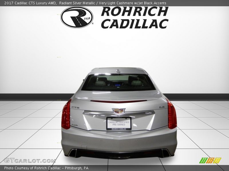 Radiant Silver Metallic / Very Light Cashmere w/Jet Black Accents 2017 Cadillac CTS Luxury AWD