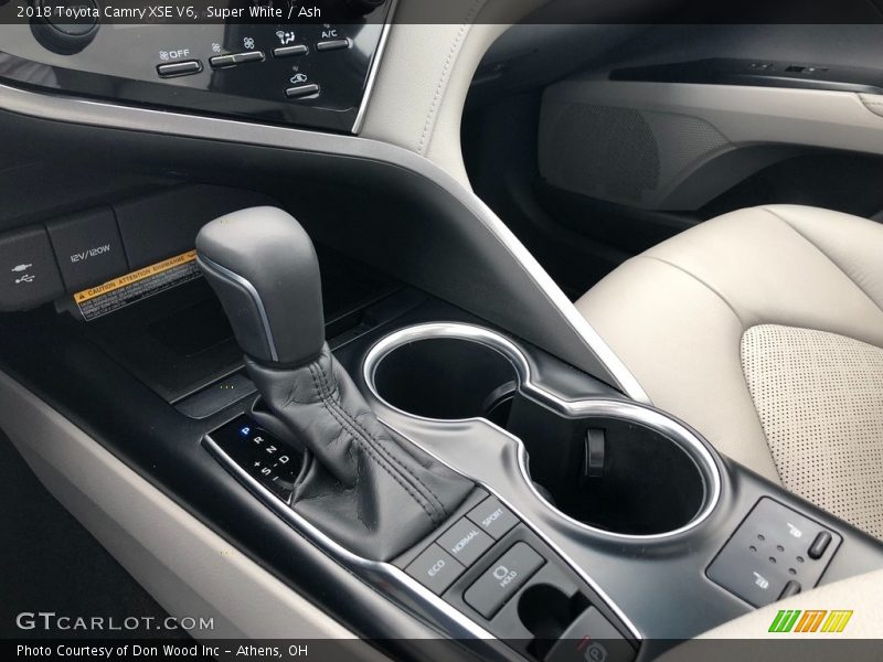 Super White / Ash 2018 Toyota Camry XSE V6