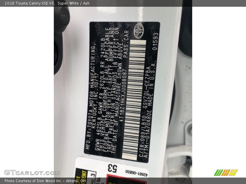Super White / Ash 2018 Toyota Camry XSE V6