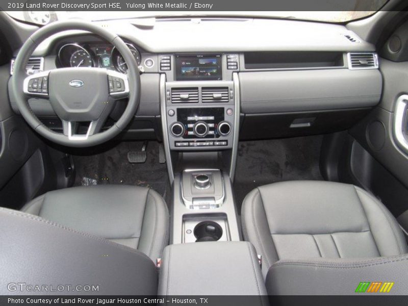 Dashboard of 2019 Discovery Sport HSE
