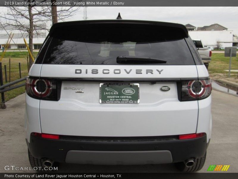Yulong White Metallic / Ebony 2019 Land Rover Discovery Sport HSE