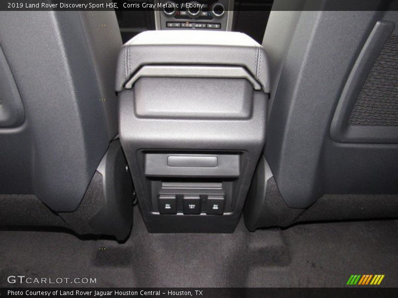 Corris Gray Metallic / Ebony 2019 Land Rover Discovery Sport HSE