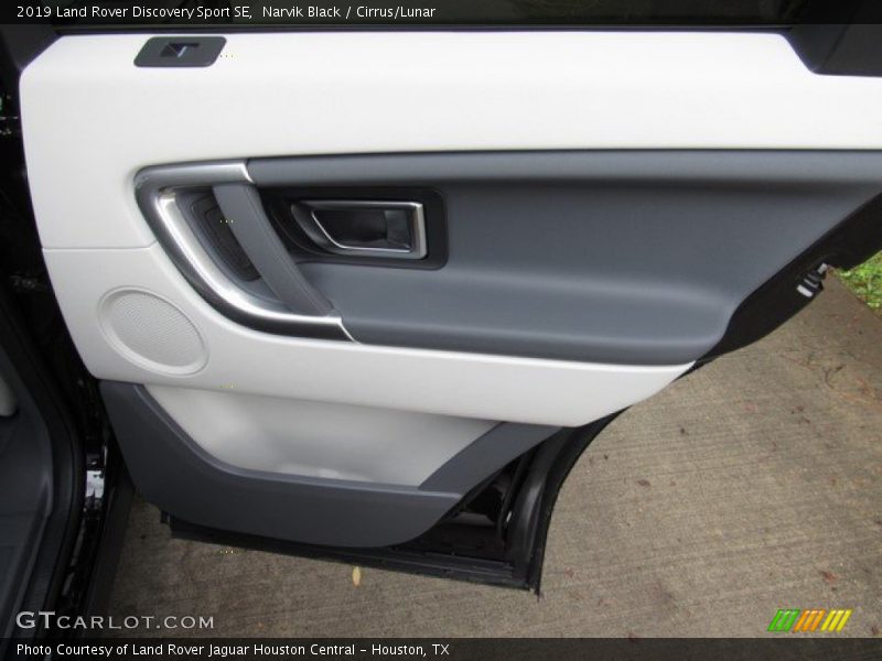 Door Panel of 2019 Discovery Sport SE