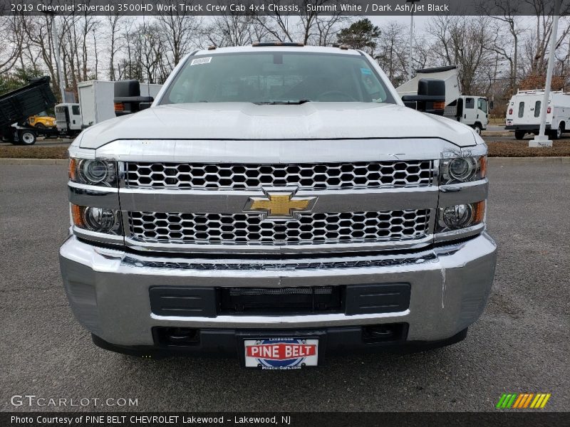 Summit White / Dark Ash/Jet Black 2019 Chevrolet Silverado 3500HD Work Truck Crew Cab 4x4 Chassis