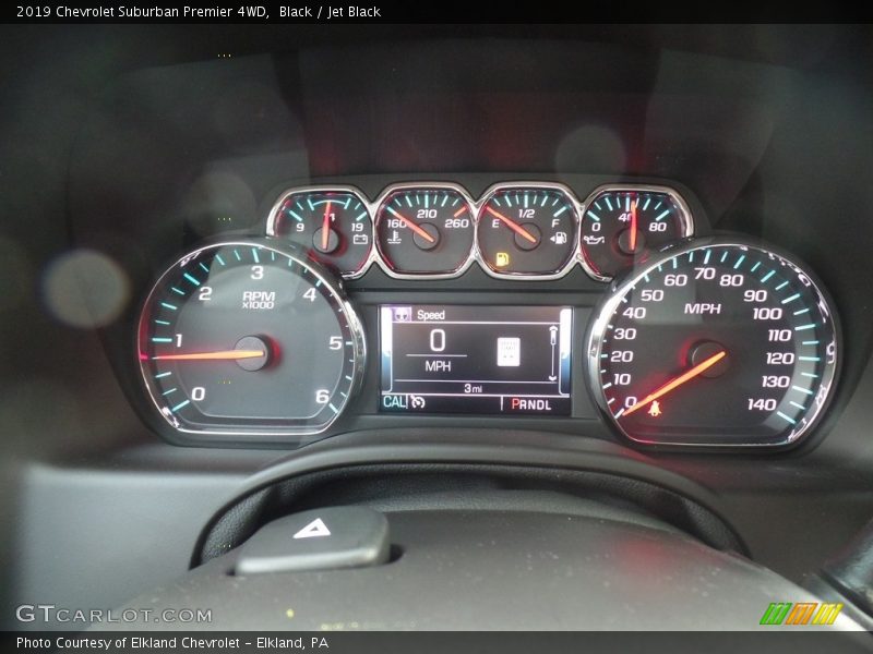 Black / Jet Black 2019 Chevrolet Suburban Premier 4WD