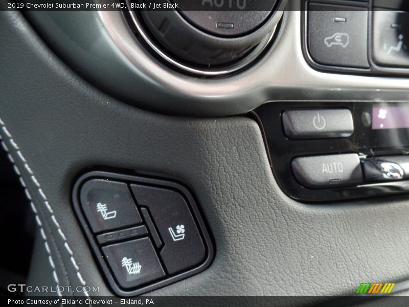 Black / Jet Black 2019 Chevrolet Suburban Premier 4WD