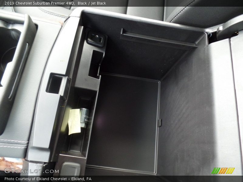 Black / Jet Black 2019 Chevrolet Suburban Premier 4WD