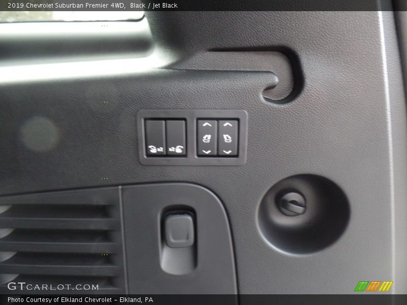Black / Jet Black 2019 Chevrolet Suburban Premier 4WD
