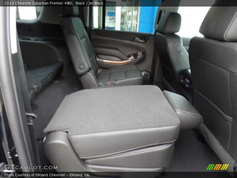 Black / Jet Black 2019 Chevrolet Suburban Premier 4WD
