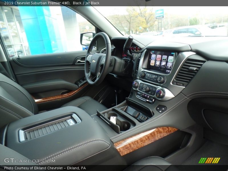 Black / Jet Black 2019 Chevrolet Suburban Premier 4WD