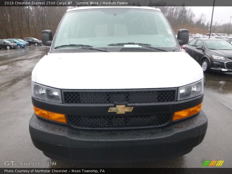 Summit White / Medium Pewter 2019 Chevrolet Express 2500 Cargo WT