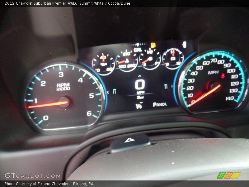Summit White / Cocoa/Dune 2019 Chevrolet Suburban Premier 4WD