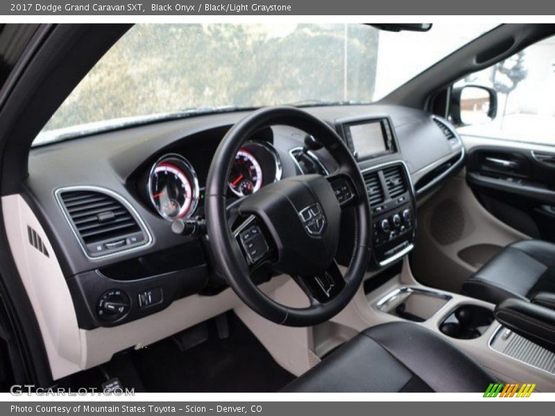 Black Onyx / Black/Light Graystone 2017 Dodge Grand Caravan SXT