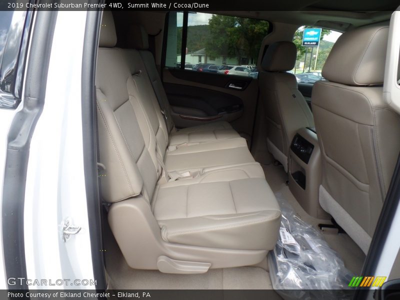 Summit White / Cocoa/Dune 2019 Chevrolet Suburban Premier 4WD