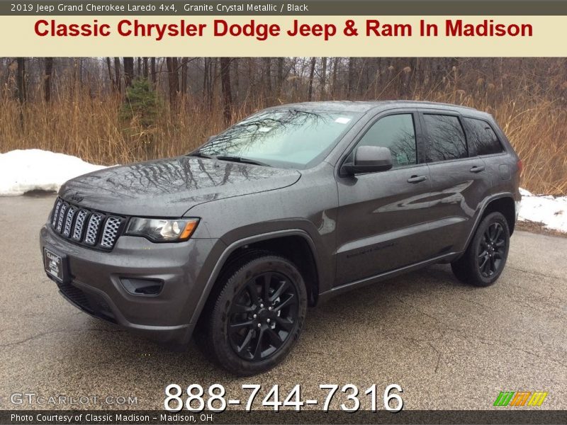 Granite Crystal Metallic / Black 2019 Jeep Grand Cherokee Laredo 4x4