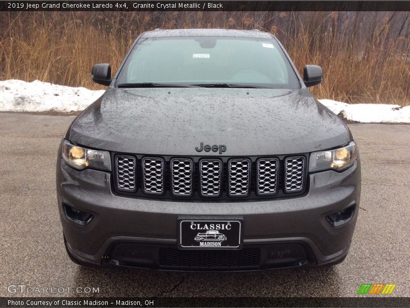 Granite Crystal Metallic / Black 2019 Jeep Grand Cherokee Laredo 4x4