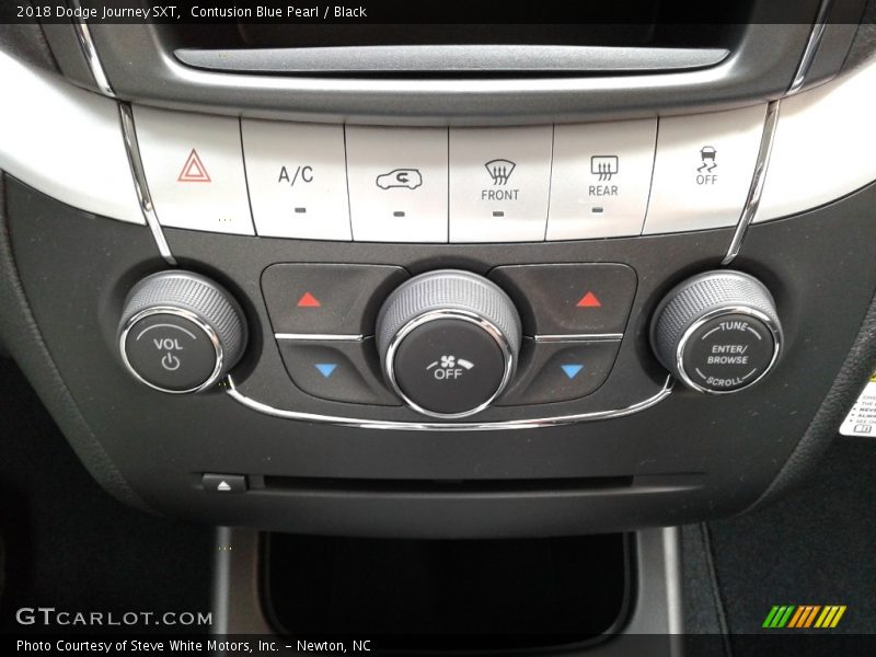 Contusion Blue Pearl / Black 2018 Dodge Journey SXT