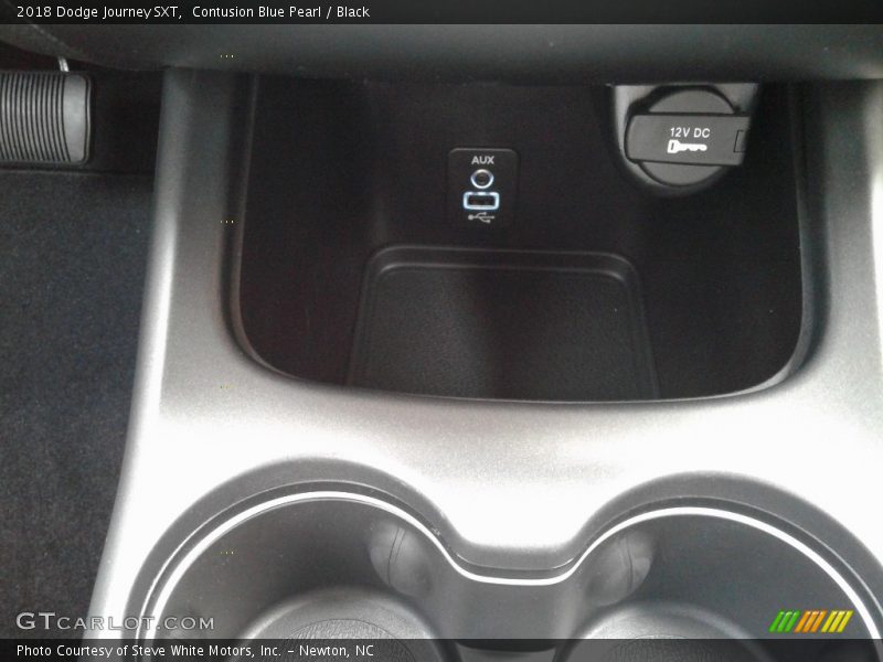 Contusion Blue Pearl / Black 2018 Dodge Journey SXT