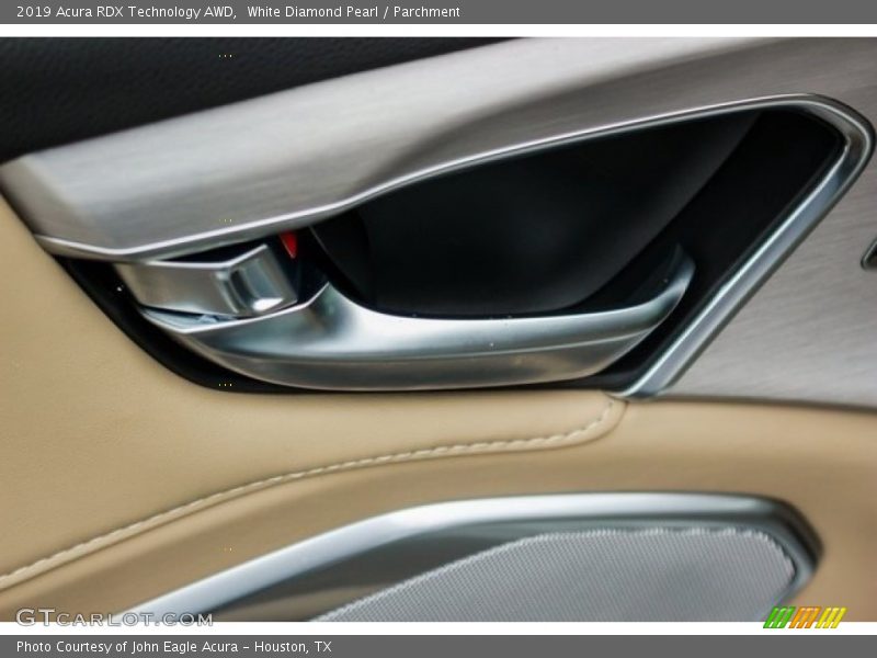 White Diamond Pearl / Parchment 2019 Acura RDX Technology AWD