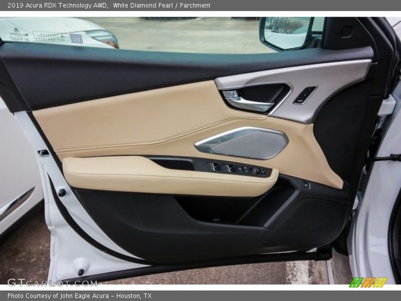 White Diamond Pearl / Parchment 2019 Acura RDX Technology AWD