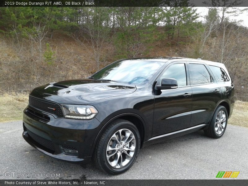 Front 3/4 View of 2019 Durango R/T AWD