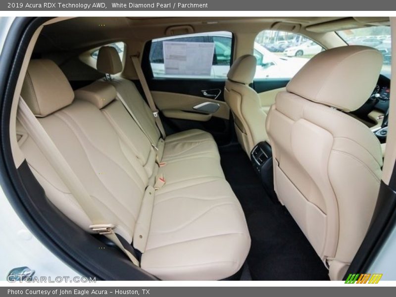 White Diamond Pearl / Parchment 2019 Acura RDX Technology AWD